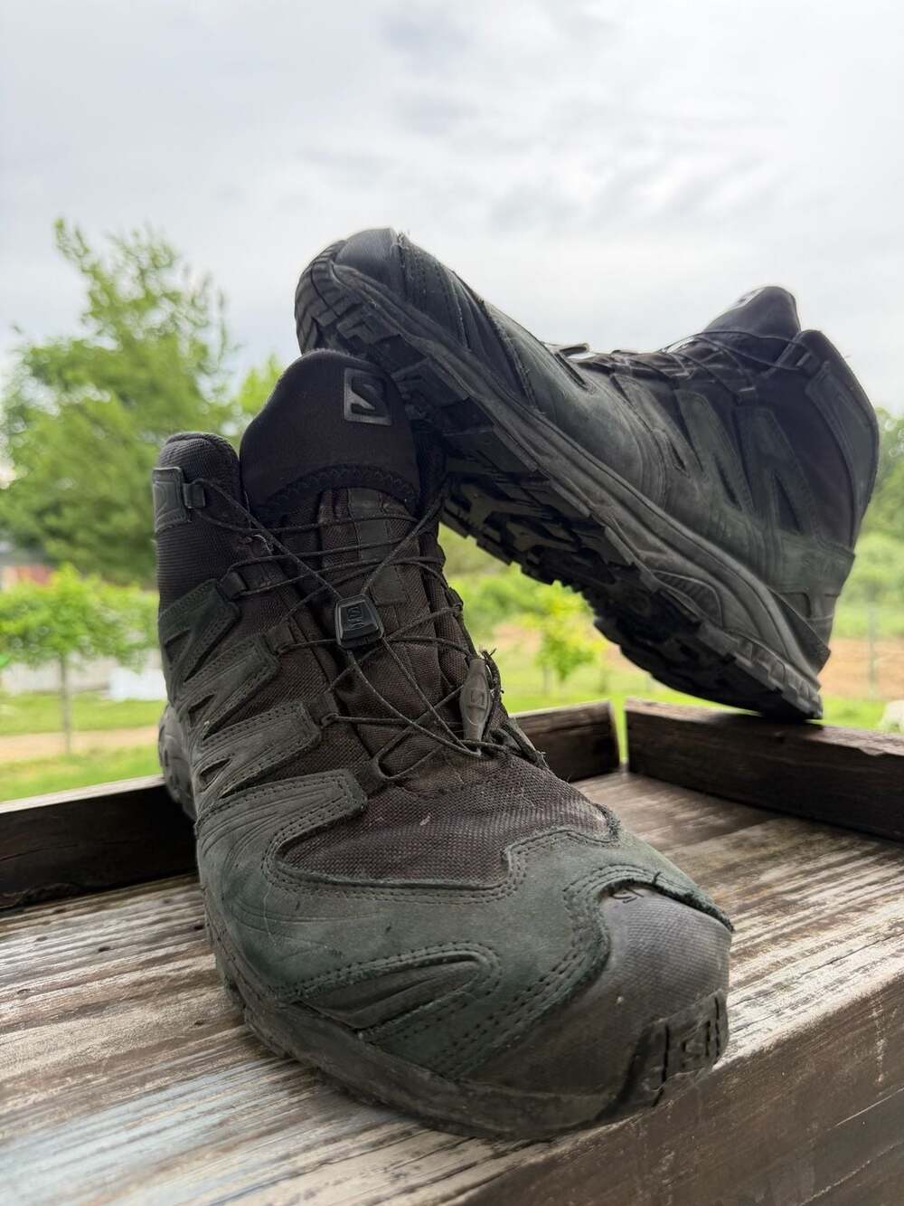 Salomon Men's Black Hiking Boots with Quicklace
